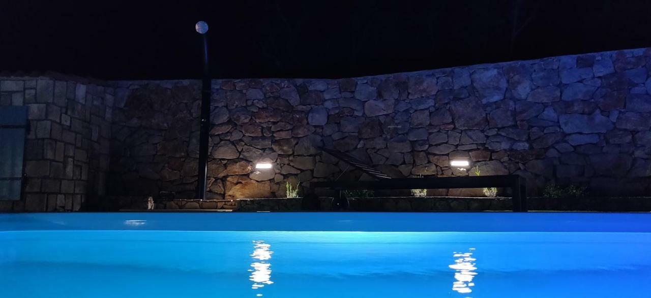 Mala Villa- Private Heated Pool نوفاليا المظهر الخارجي الصورة